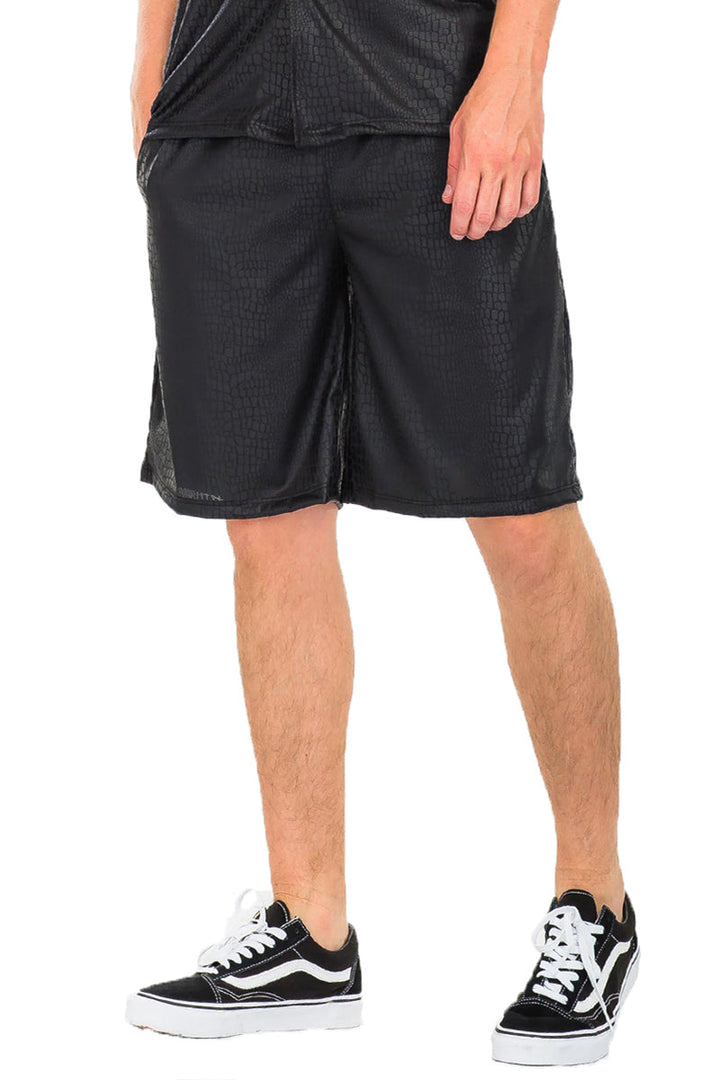 SHORTS MIT PRÄGUNG UND SCHLANGENMUSTER