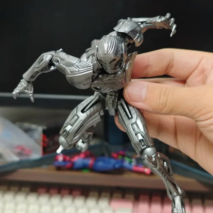 Presale Ko Model 16cm Marvel Ultron Action Figures Kaiyodo Amazing Yamaguchi Avengers Anime Collection Toys Gift