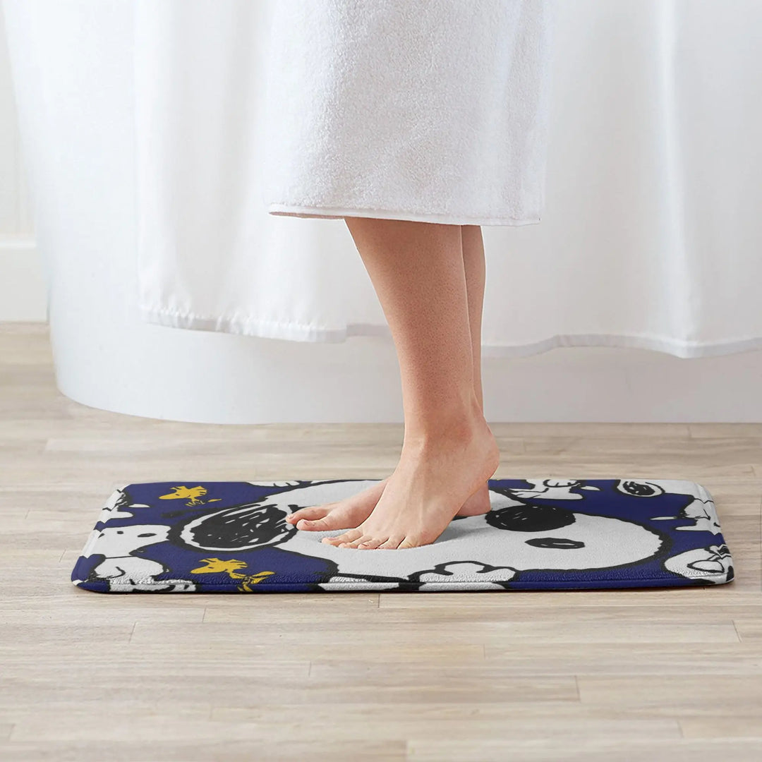 Snoopy Woodstock Bathroom Rugs Mat Extra Soft and Absorbent Cartoon Bath Rugs Mats Carpet Non-Slip for Kitchen Shower