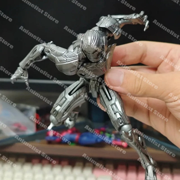 In Stock Ultron Action Figures 16cm Ko Model Ultron Kaiyodo Amazing Yamaguchi Avengers Anime Collection Toys Gift