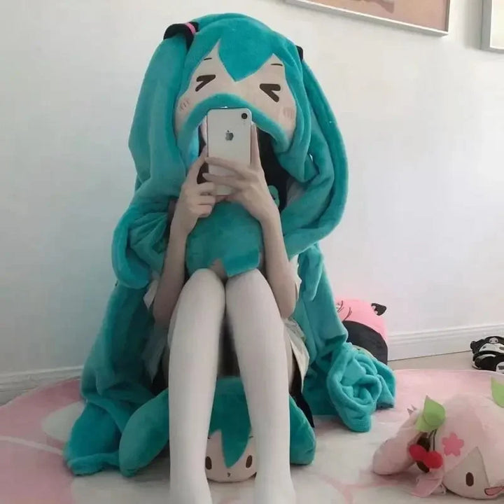 New Hatsune Miku Pajamas Cartoon Coral Velvet Pajamas Summer Winter Plush For Women Home Clothes Cloak Winter Kids Gift
