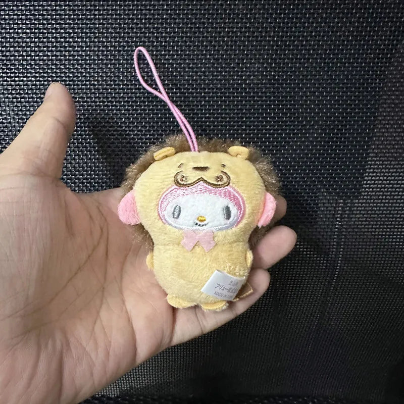 Sanrio Kuromi My Melody Plush Toys Kawaii Cartoon Hangydon Lion Sloth Cross Dressing Keychain Backpack Pendant Decoration Gift