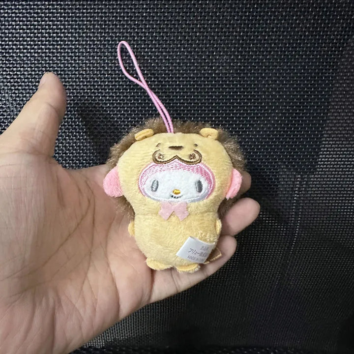 Sanrio Kuromi My Melody Plush Toys Kawaii Cartoon Hangydon Lion Sloth Cross Dressing Keychain Backpack Pendant Decoration Gift