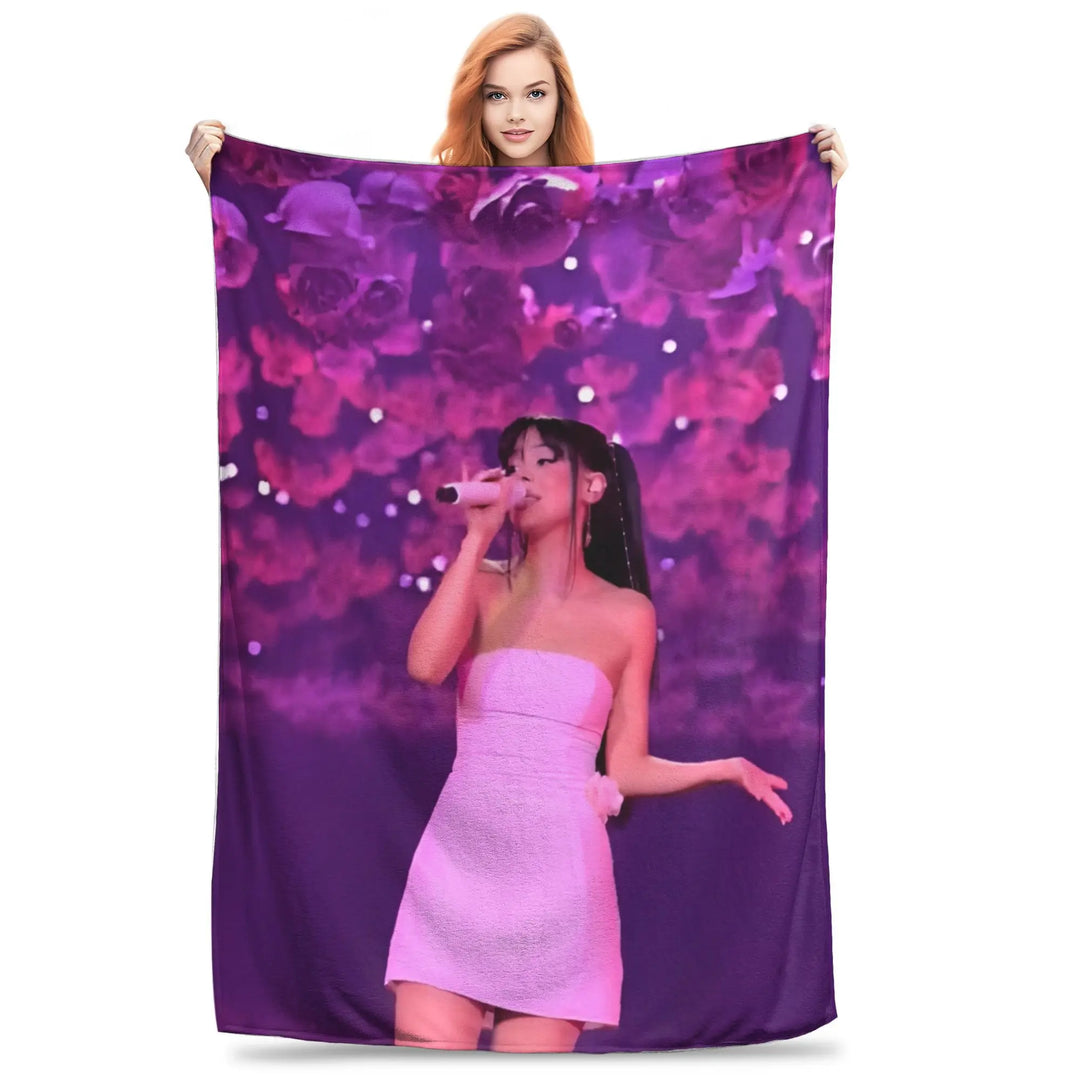 Singer Ayliva Schwarzes Herz Blanket  Plush Awesome Breathable Throw Blanket for Home Textile Decor