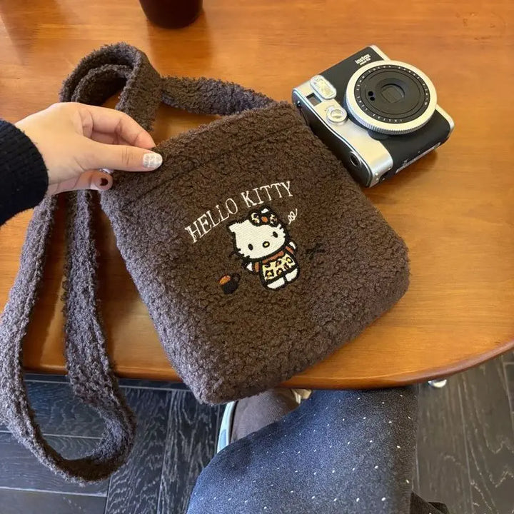 Kawaii Sanrio Hello Kitty Crossover Bag Cartoon Versatile Plush Handbag Girl Giving Friends Creative Birthday Gifts Peripherals