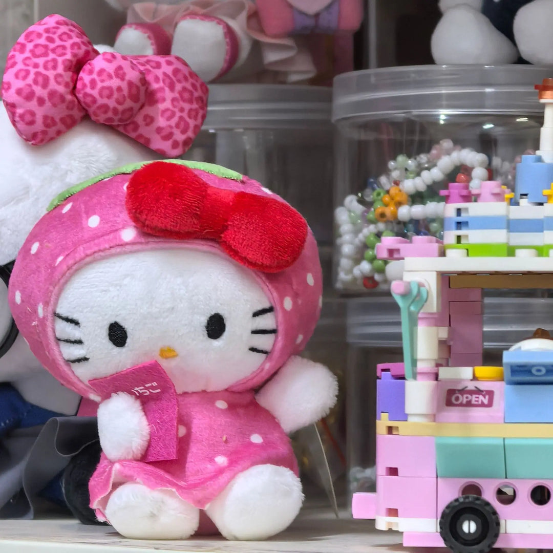 Kawaii Sanrio Strawberry Hello Kitty Cartoon Cute Plush Toys Keychain Decoration Backpack Pendant Girls Birthday Creative Gift