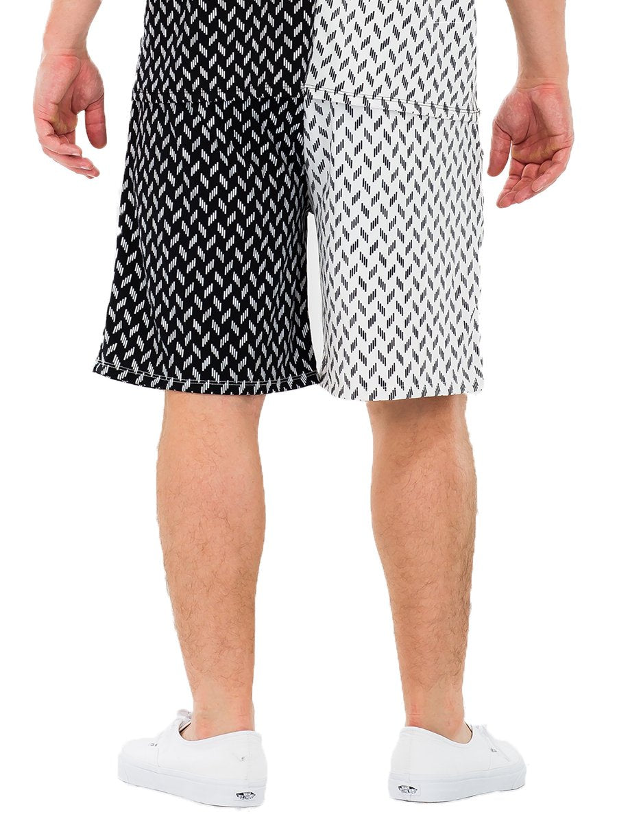 SHORTS MIT HALB-UND-HALB-PRINT