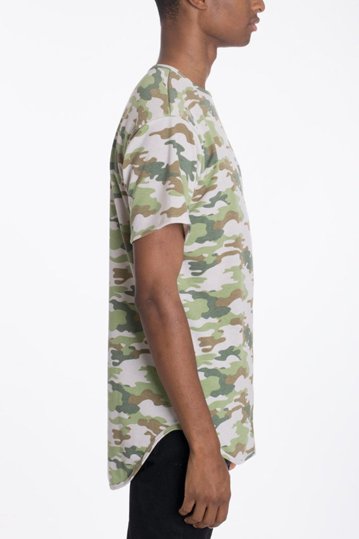 T-Shirt mit Camouflage-Muster und Jakobsmuschelmuster