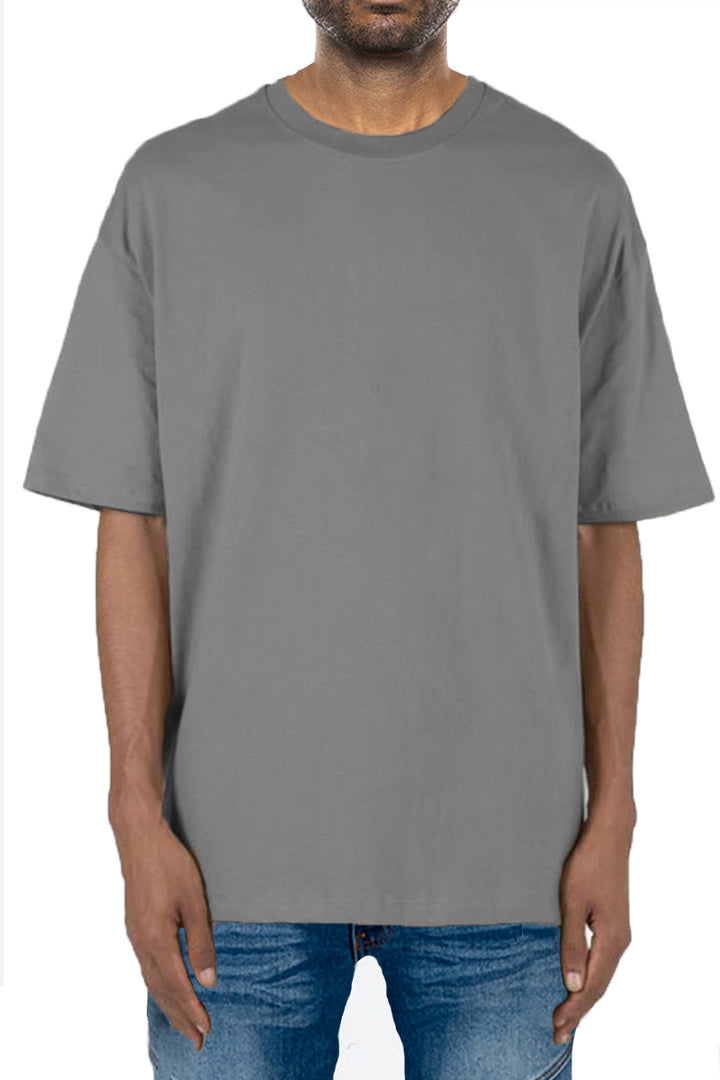 T-Shirt aus hochwertiger Baumwolle mit überschnittenen Schultern 