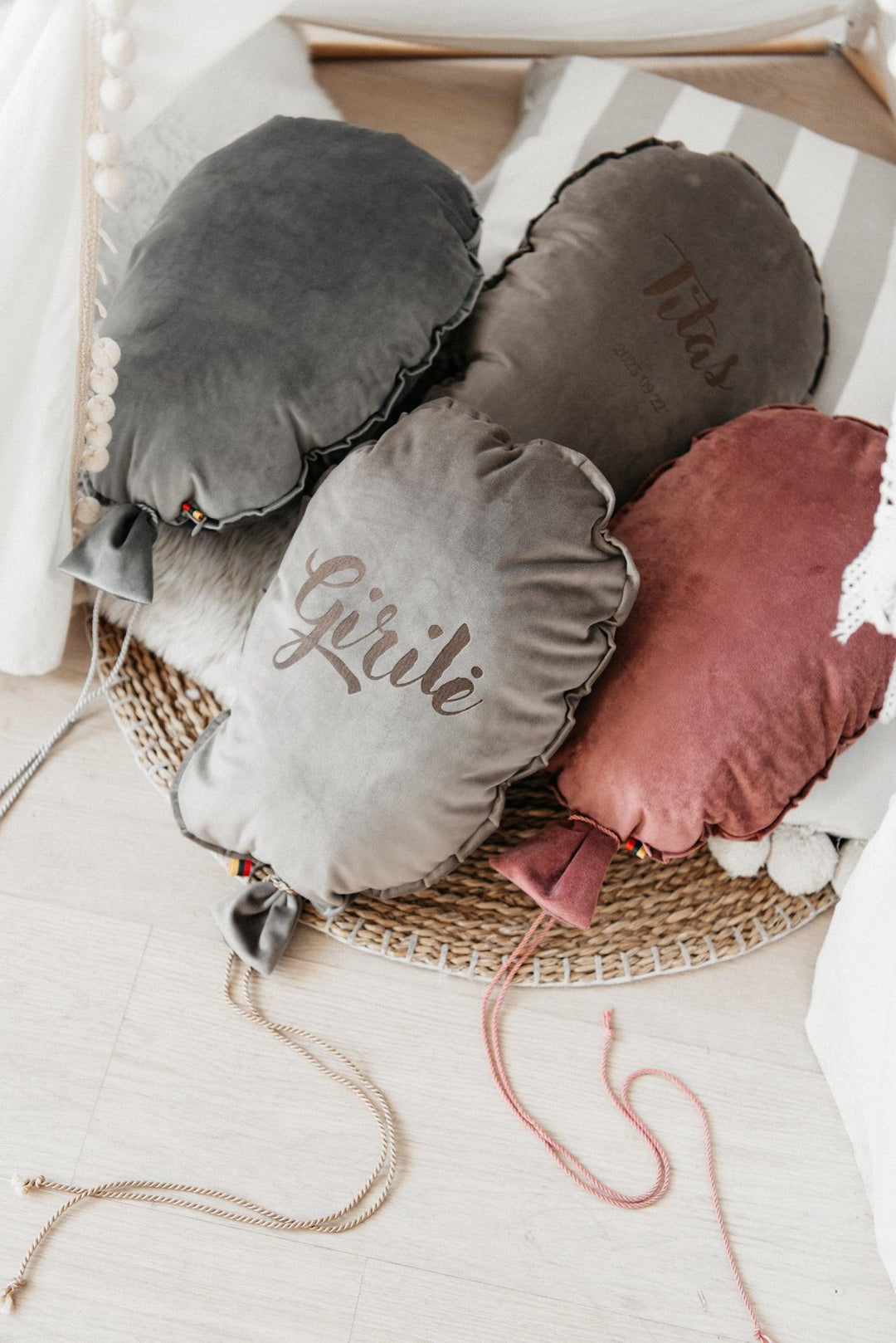 Personalized pillow "Balloon" , grey - Brand My Case