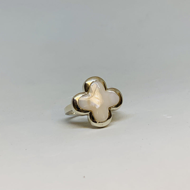Silver Mother Of Pearl Ring (Flower) - Brand My Case